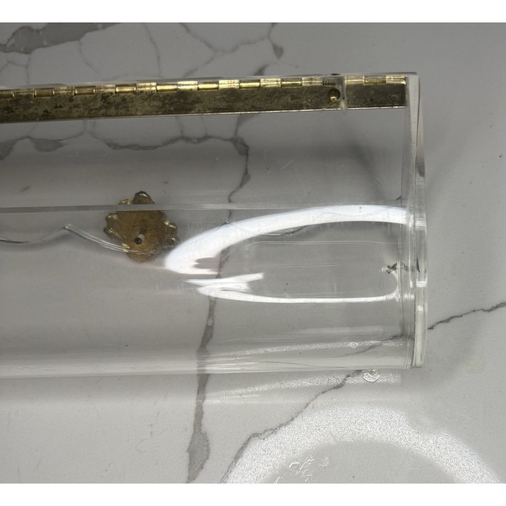 Vintage Lucite Acrylic Clutch Hinged Scalloped Edge handbag 1950s clear plastic - Picture 7 of 11